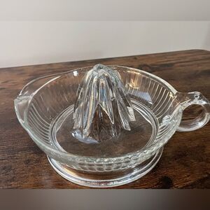 Anchor Hocking Vintage Glass Juicer Presser
